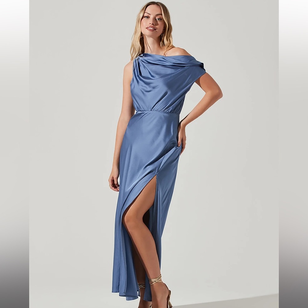 ASTR The Label Monroe Satine Maxi Dress